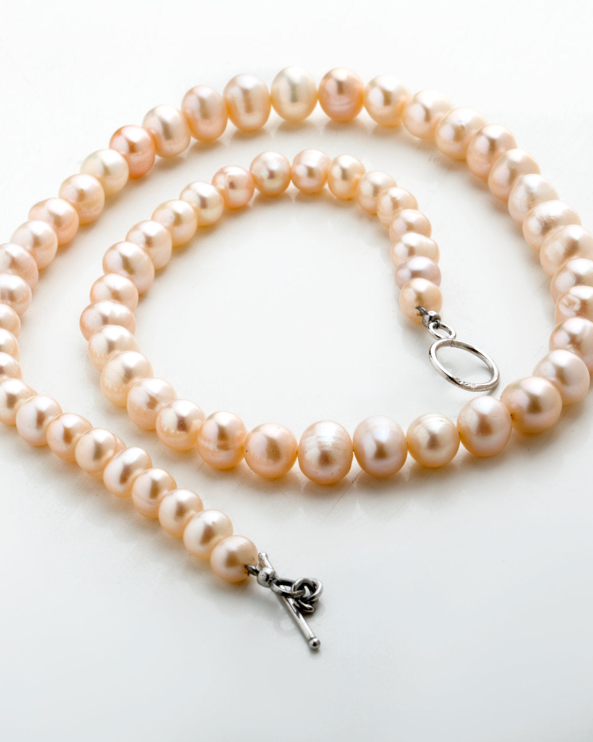 Pearl Pendant High Jewelry by CERENA Paris — front view