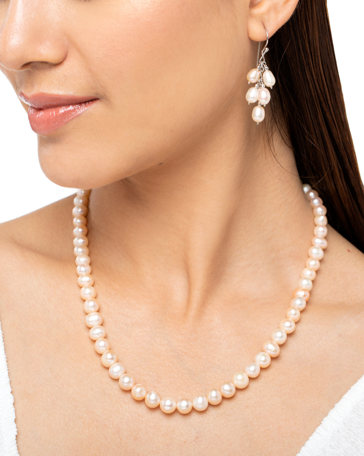 Pearl Pendant High Jewelry by CERENA Paris — back view