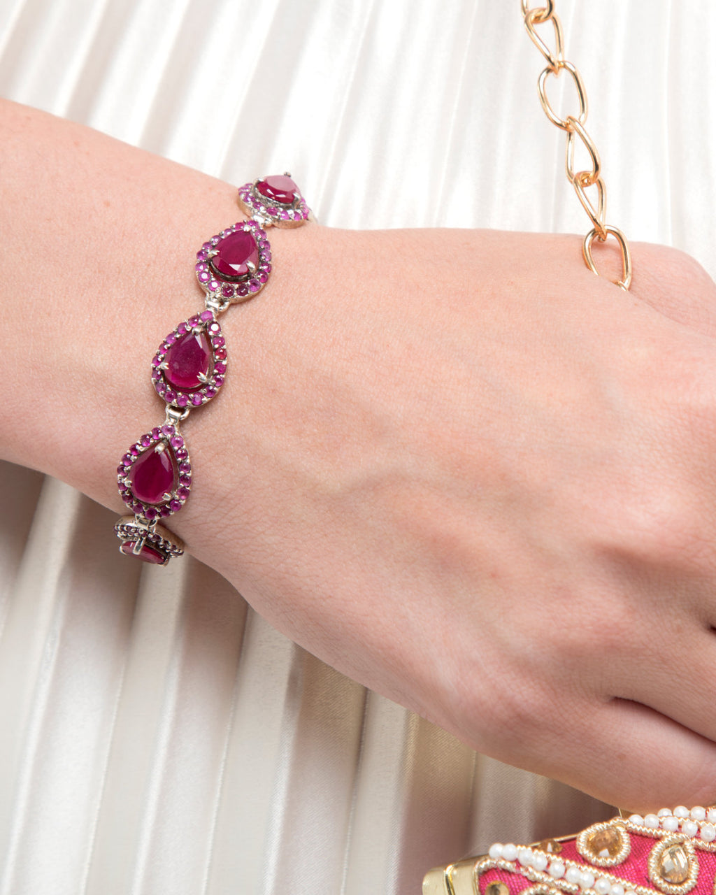 Pink Ruby High Jewelry by CERENA Paris — side view