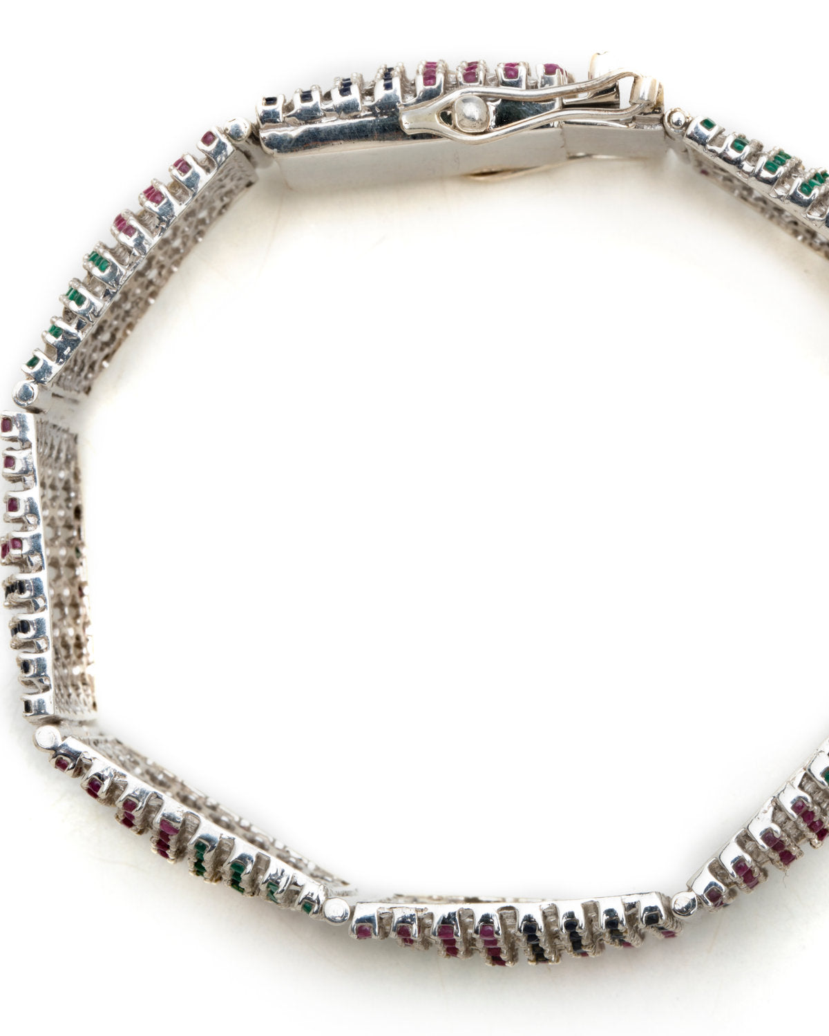 Openwork Cuff Bangle by CERENA Paris — detail