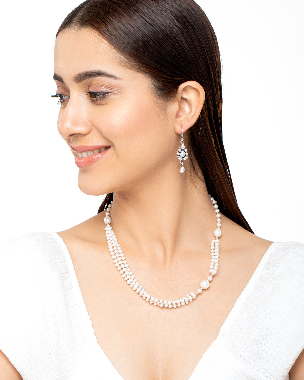 Pearl Pendant High Jewelry by CERENA Paris — detail