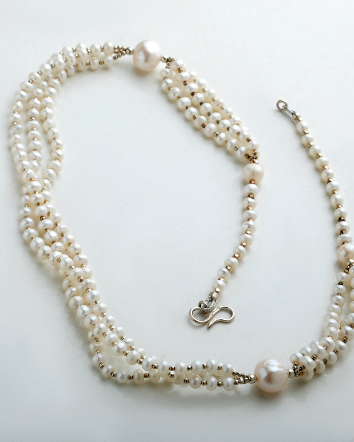 Pearl Pendant High Jewelry by CERENA Paris — front view